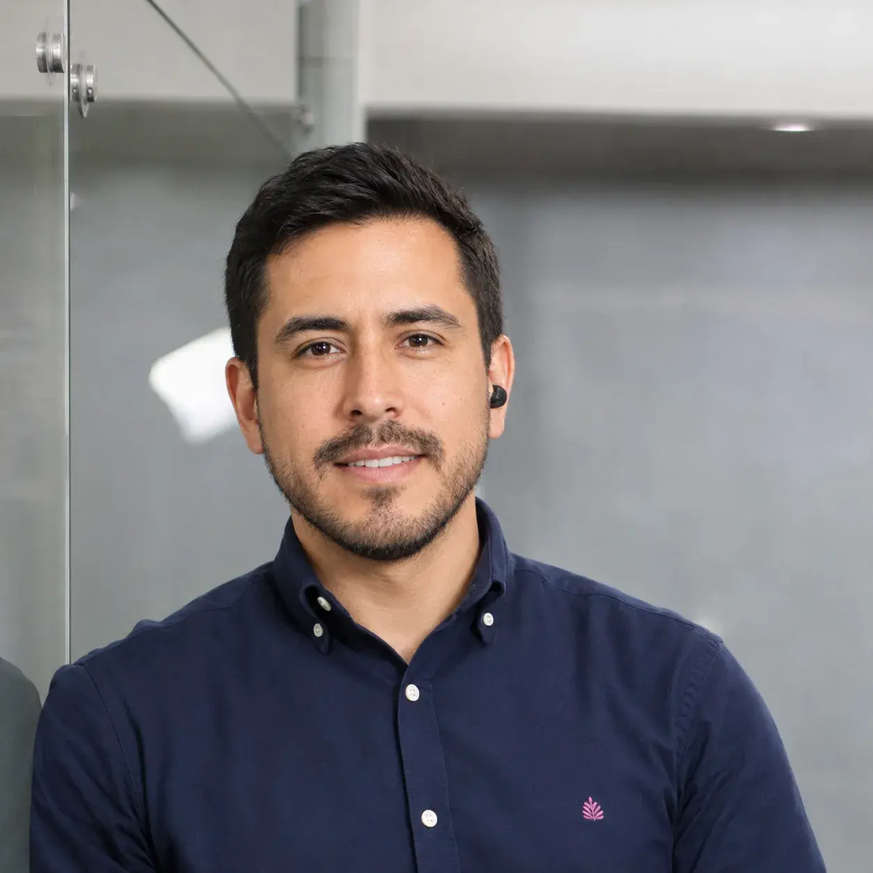 Dr. Andrés Mendoza